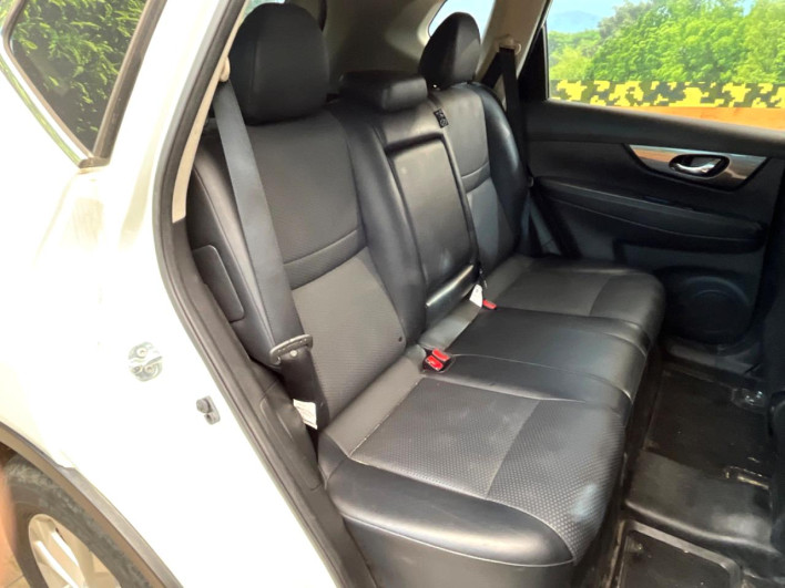 2016 Nissan X-Trail DAA-HNT32 (UW-69fc00dc12580)[21]