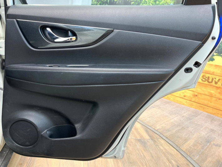2016 Nissan X-Trail DAA-HNT32 (UW-69fc00dc12580)[20]