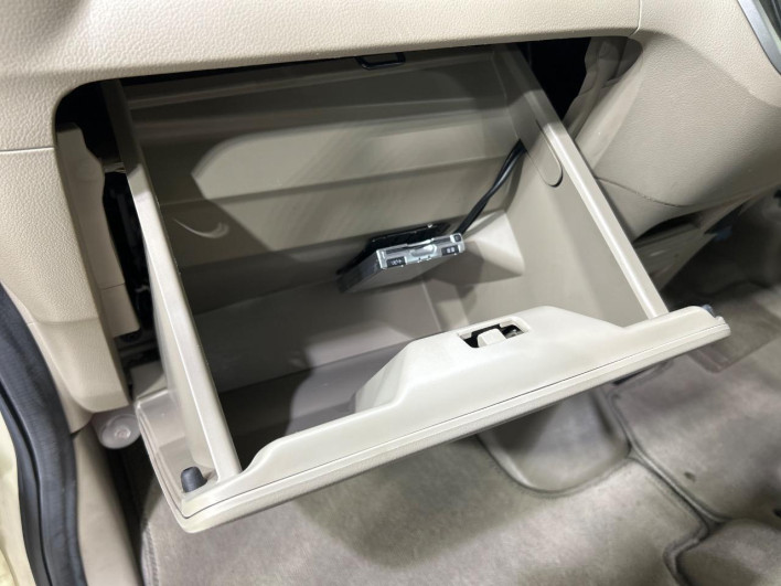 2012 Honda N-BOX DBA-JF1 (UW-69fc00dff2429)[4]