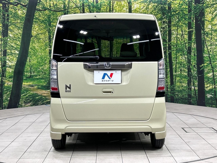 2012 Honda N-BOX DBA-JF1 (UW-69fc00dff2429)[18]