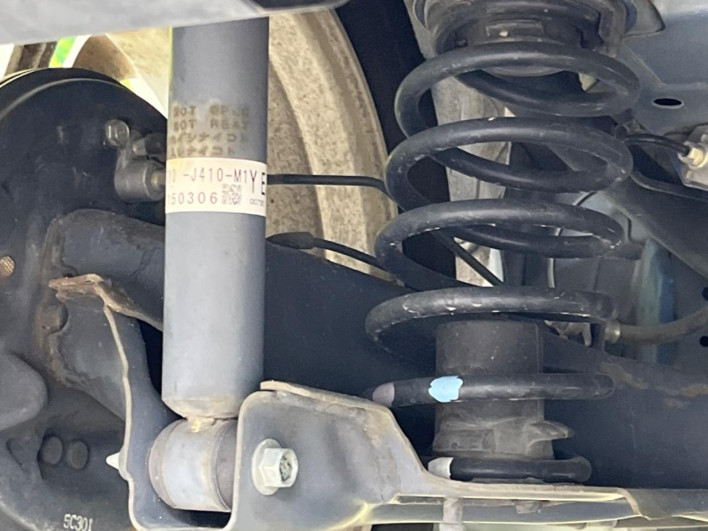 2015 Honda N-BOX DBA-JF1 (UW-69fc00e0c55bc)[19]