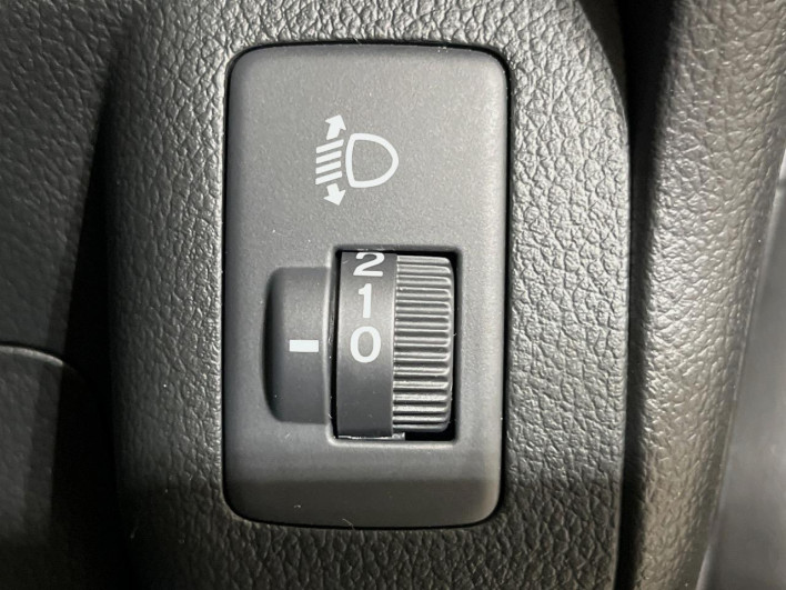 2016 Honda N-BOX DBA-JF1 (UW-69fc00e23085d)[23]