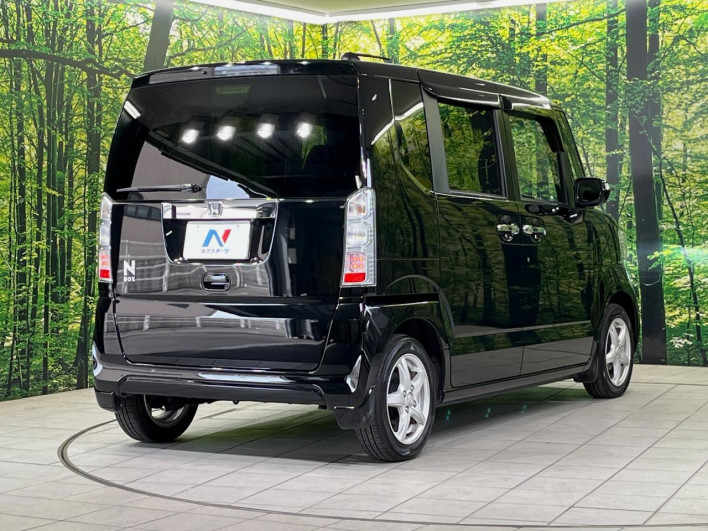 2016 Honda N-BOX DBA-JF1 (UW-69fc00e23085d)[5]