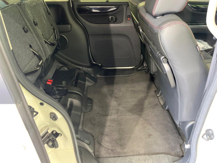 2016 Honda N-BOX CUSTOM DBA-JF2 (UW-69fc00e332da9)[15]