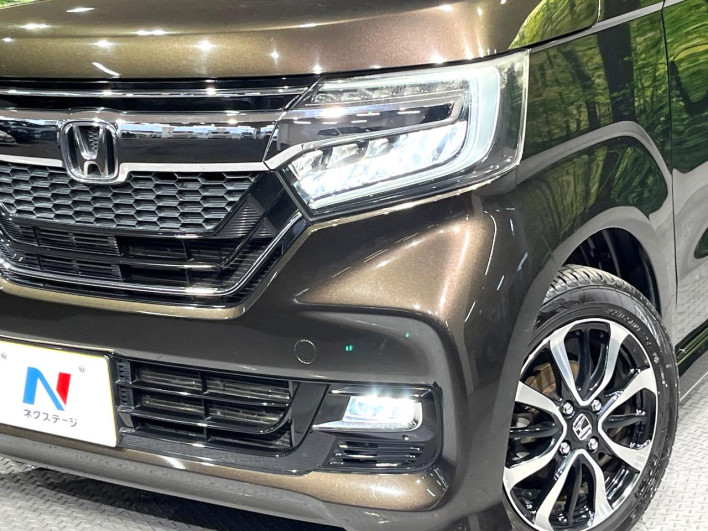 2018 Honda N-BOX CUSTOM DBA-JF3 (UW-69fc00e37dacf)[24]