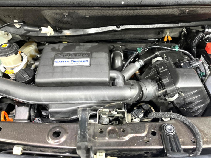 2018 Honda N-BOX CUSTOM DBA-JF3 (UW-69fc00e37dacf)[23]