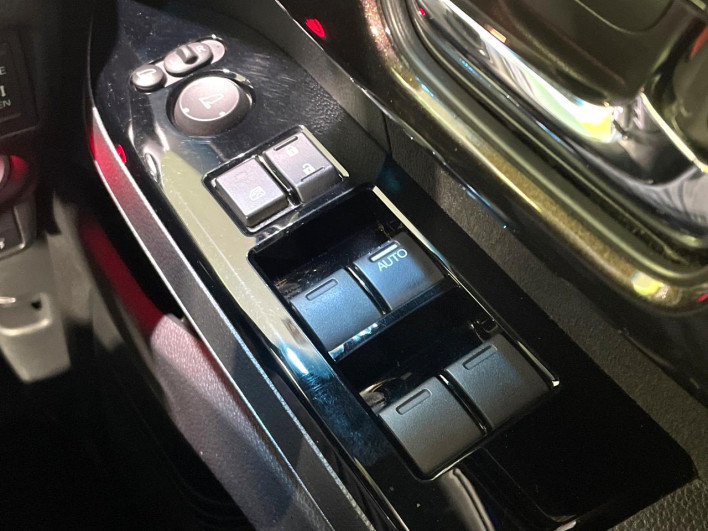 2019 Honda N-BOX CUSTOM DBA-JF3 (UW-69fc00e4c1ce2)[26]