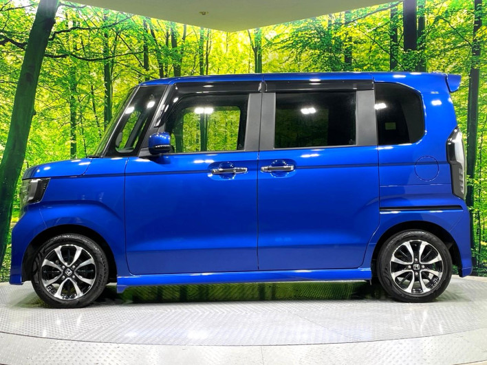 2019 Honda N-BOX CUSTOM DBA-JF3 (UW-69fc00e4c1ce2)[5]