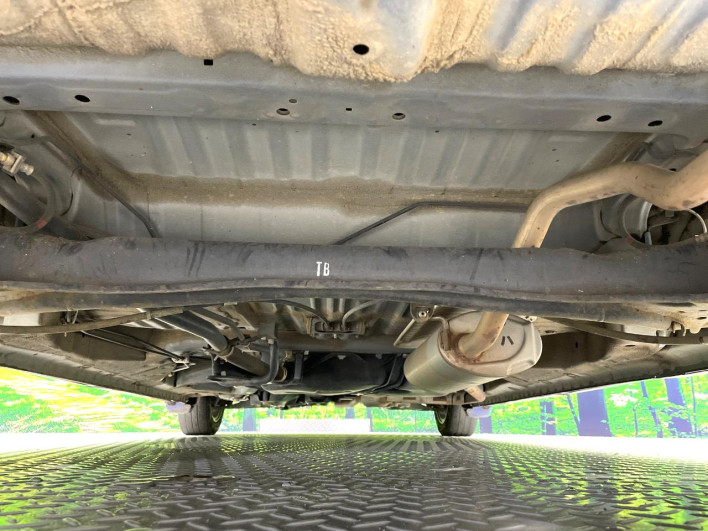 2019 Honda N-BOX CUSTOM DBA-JF3 (UW-69fc00e4c1ce2)[8]