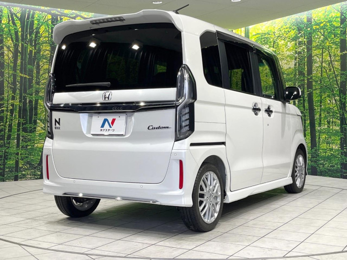 2022 Honda N-BOX CUSTOM 6BA-JF3 (UW-69fc00e734797)[16]