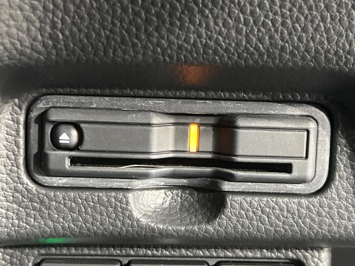 2023 Honda N-BOX CUSTOM 6BA-JF3 (UW-69fc00e750cec)[27]