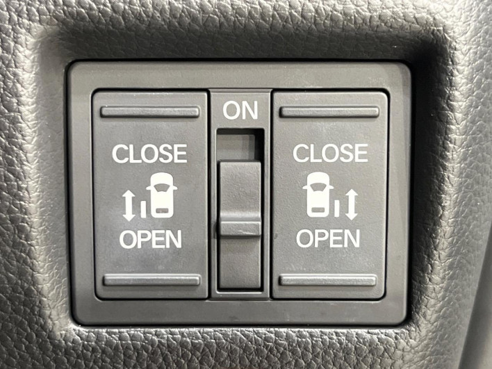 2023 Honda N-BOX CUSTOM 6BA-JF3 (UW-69fc00e750cec)[23]