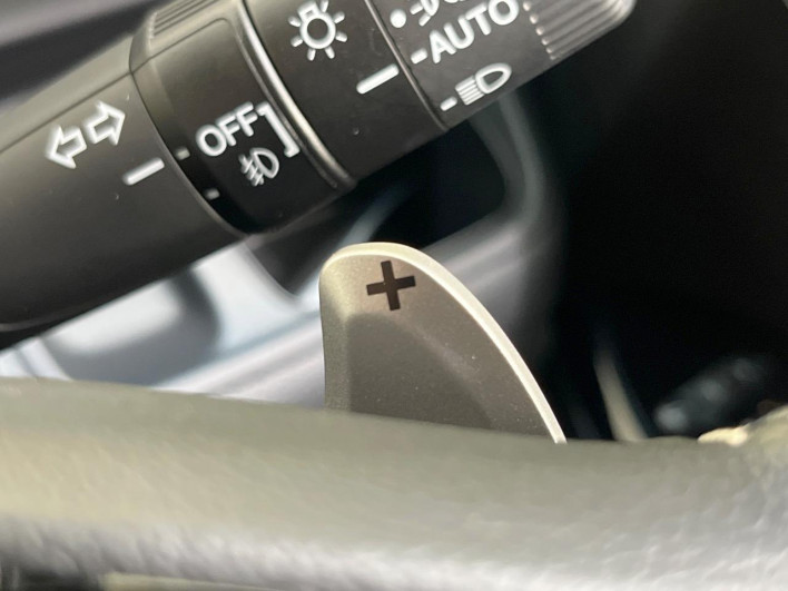 2023 Honda N-BOX CUSTOM 6BA-JF3 (UW-69fc00e750cec)[18]