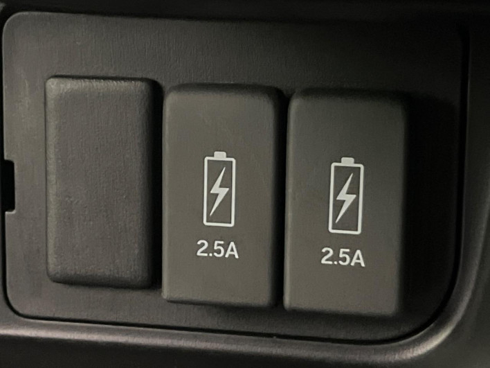 2021 Honda N-BOX CUSTOM 6BA-JF3 (UW-69fc00e98c6bc)[27]