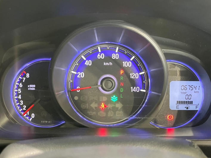 2015 Honda N-WGN Custom DBA-JH2 (UW-69fc00eed3593)[26]
