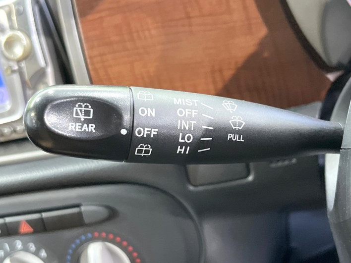2007 Daihatsu Mira Gino CBA-L660S (UW-69fc00f945ce9)[27]