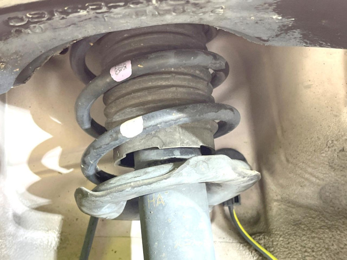 2017 Daihatsu Mira Cocoa DBA-L675S (UW-69fc00fae75a9)[5]