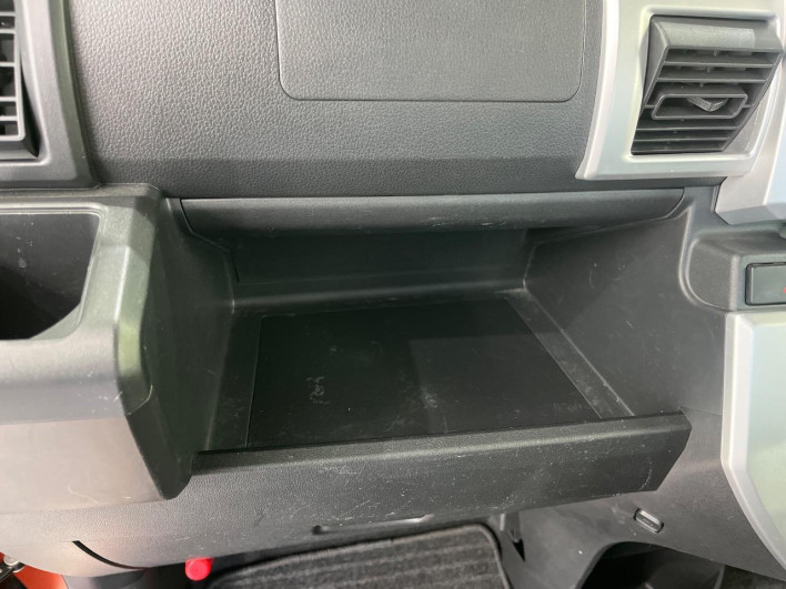 2015 Daihatsu Wake DBA-LA700S (UW-69fc01063ed40)[5]