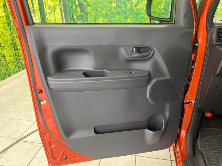 2015 Daihatsu Wake DBA-LA700S (UW-69fc01063ed40)[29]