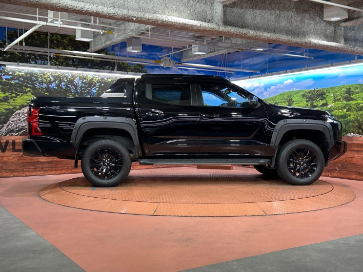 2024 Mitsubishi Triton 3DF-LC2T (UW-69fc010d51676)[17]