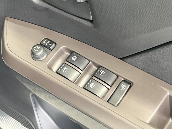 2021 Toyota Roomy 5BA-M900A (UW-69fc011092318)[29]