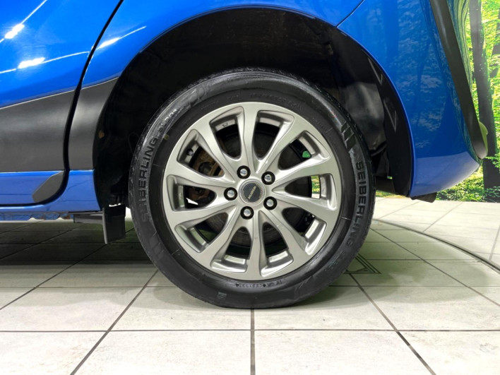 2017 Toyota Sienta DBA-NCP175G (UW-69fc013559490)[8]