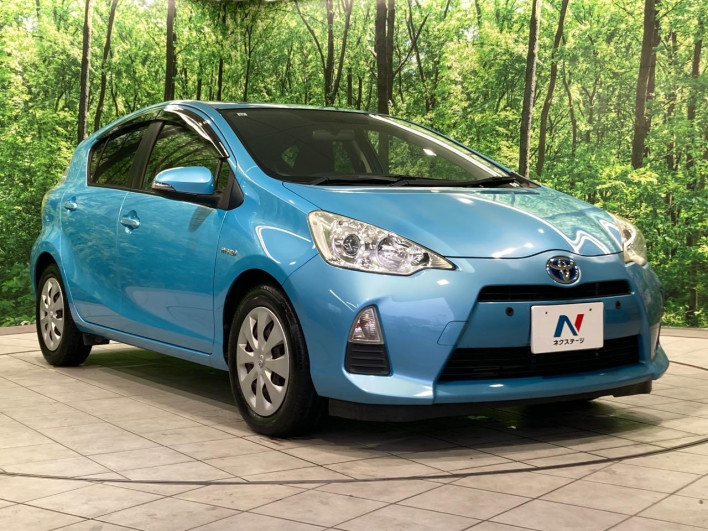 2013 Toyota Aqua DAA-NHP10 (UW-69fc013629200)[8]