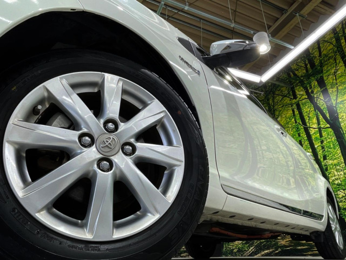 2014 Toyota Aqua DAA-NHP10 (UW-69fc0137784e2)[9]