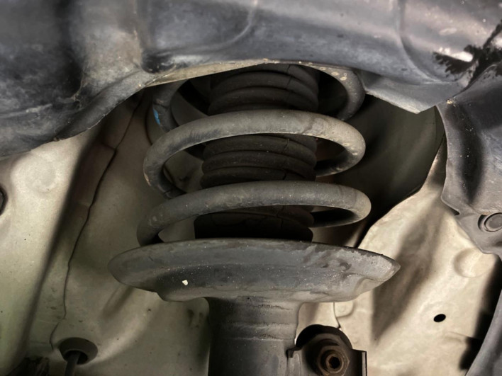 2014 Toyota Aqua DAA-NHP10 (UW-69fc0137784e2)[14]