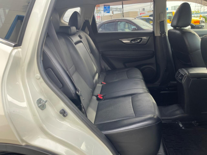 2016 Nissan X-Trail DBA-NT32 (UW-69fc013c9285c)[18]