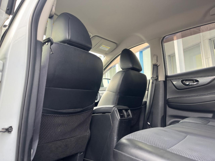 2016 Nissan X-Trail DBA-NT32 (UW-69fc013c9285c)[16]