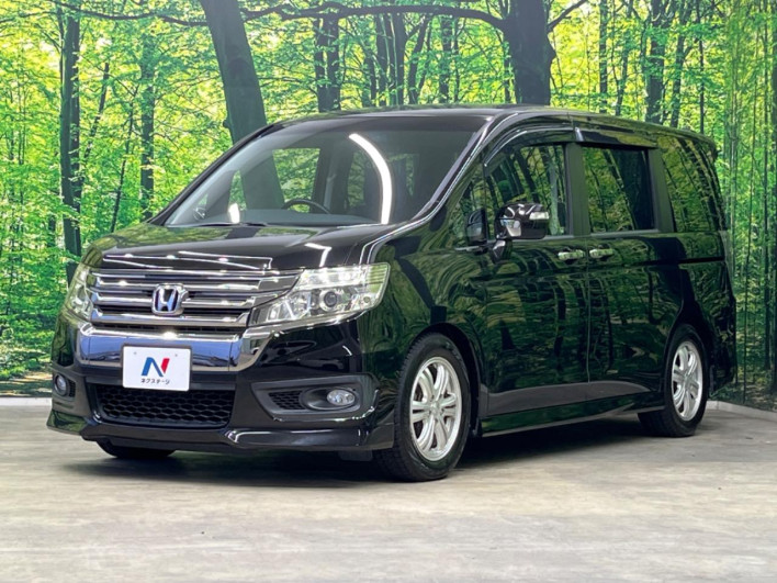 2013 Honda Stepwgn Spada DBA-RK5 (UW-69fc0140625ef)[25]