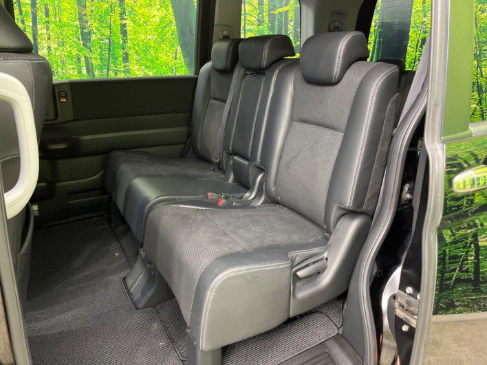 2013 Honda Stepwgn Spada DBA-RK5 (UW-69fc0140625ef)[12]