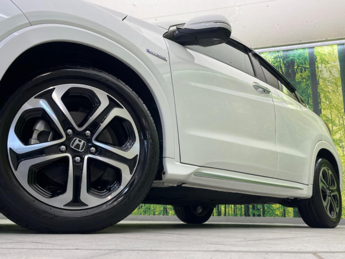 2017 Honda VEZEL DAA-RU3 (UW-69fc0142c0a14)[11]