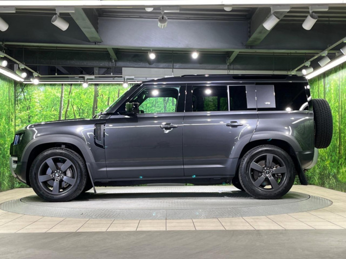 2023 Land Rover Defender 3CA-LE72WAB (UW-69fc014898a9c)[10]