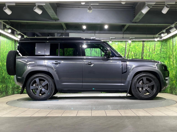 2023 Land Rover Defender 3CA-LE72WAB (UW-69fc014898a9c)[17]
