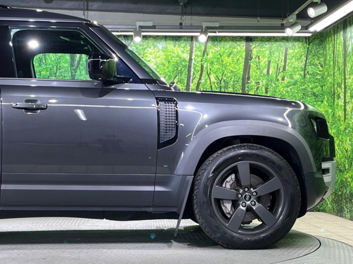 2023 Land Rover Defender 3CA-LE72WAB (UW-69fc014898a9c)[18]