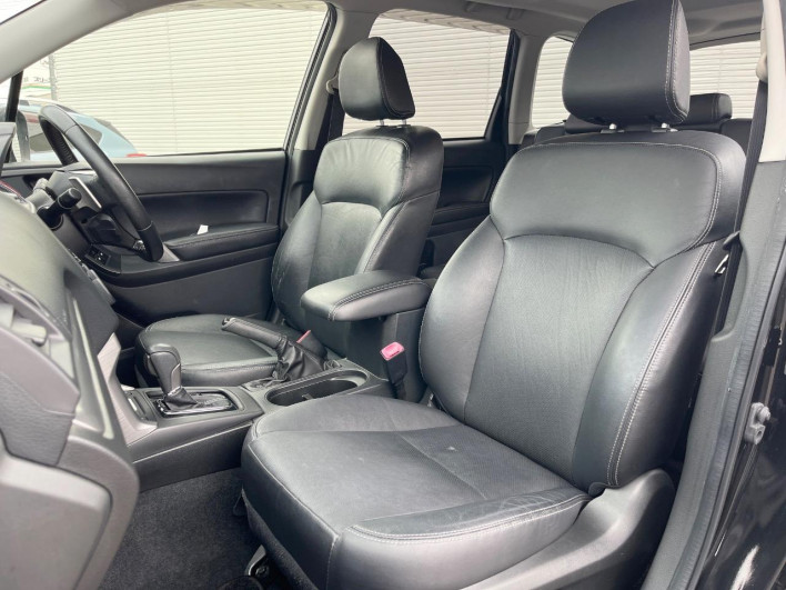 2013 Subaru Forester DBA-SJG (UW-69fc014a6208b)[26]