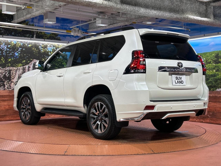 2022 Toyota Land Cruiser Prado 3BA-TRJ150W (UW-69fc014e328cf)[19]