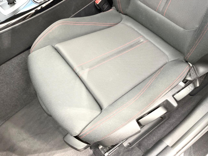 2016 BMW 1 Series LDA-1S20 (UW-69fc015424c67)[7]