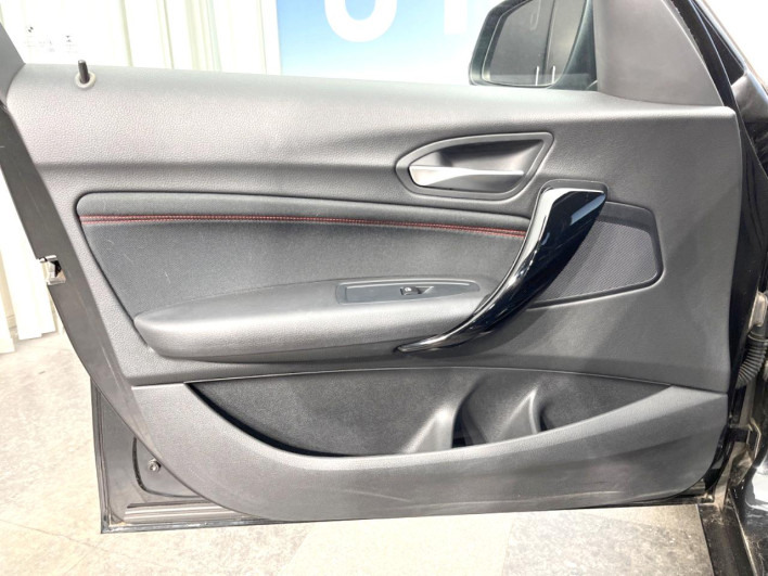 2016 BMW 1 Series LDA-1S20 (UW-69fc015424c67)[6]