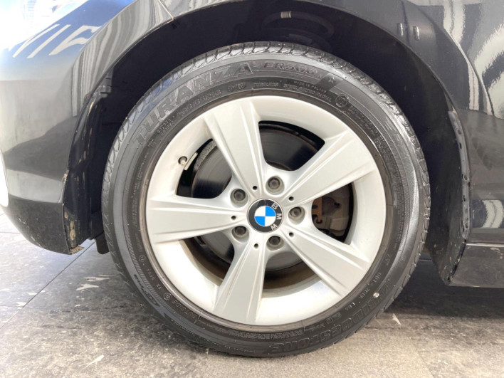 2016 BMW 1 Series LDA-1S20 (UW-69fc015424c67)[5]
