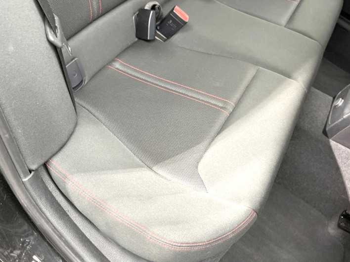 2016 BMW 1 Series LDA-1S20 (UW-69fc015424c67)[17]