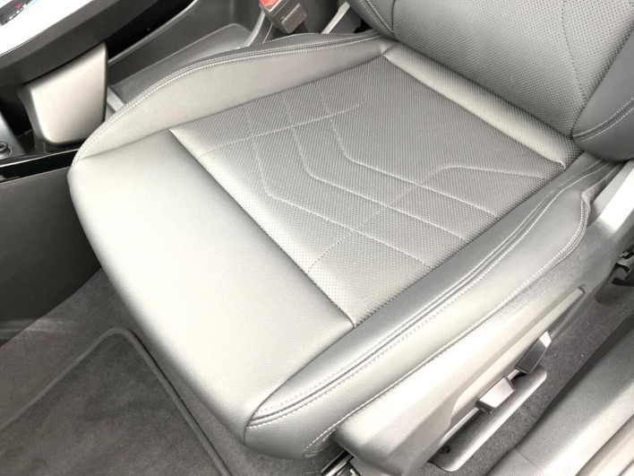 2022 BMW 2 Series 3BA-62BX15 (UW-69fc0154d356a)[11]