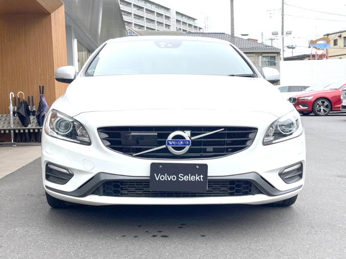 2017 Volvo V60 LDA-FD4204T (UW-69fc0159109a7)[4]