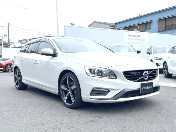 2017 Volvo V60 LDA-FD4204T (UW-69fc0159109a7)[9]
