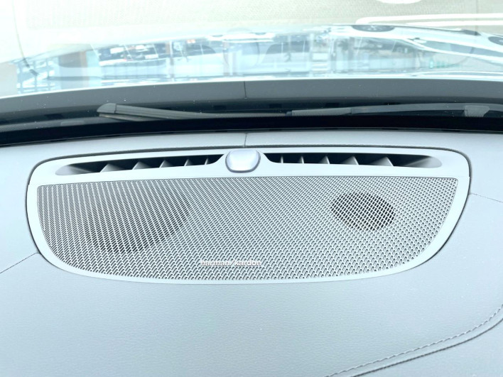 2024 Volvo XC90 5AA-LB420TXCM (UW-69fc015913531)[20]