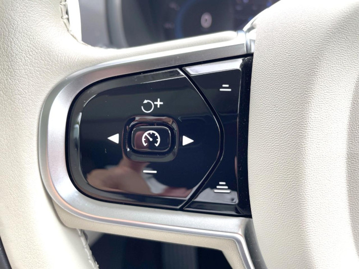 2024 Volvo XC90 5AA-LB420TXCM (UW-69fc015913531)[5]