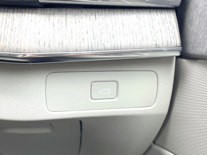 2024 Volvo XC90 5AA-LB420TXCM (UW-69fc015913531)[10]