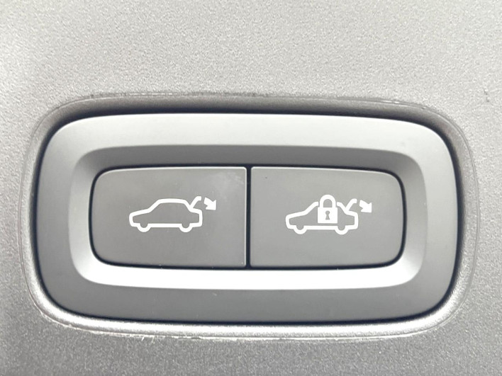 2024 Volvo V90 5AA-PB420TM (UW-69fc01599f914)[25]